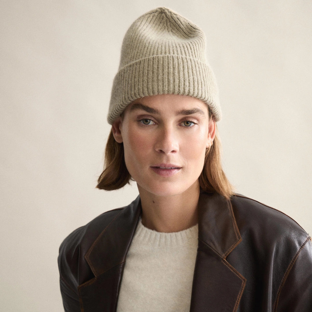 Beanie-Clay