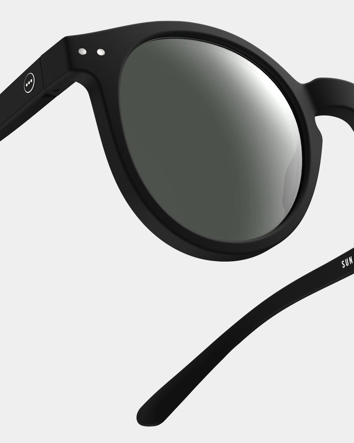 #M Sun Glasses - black
