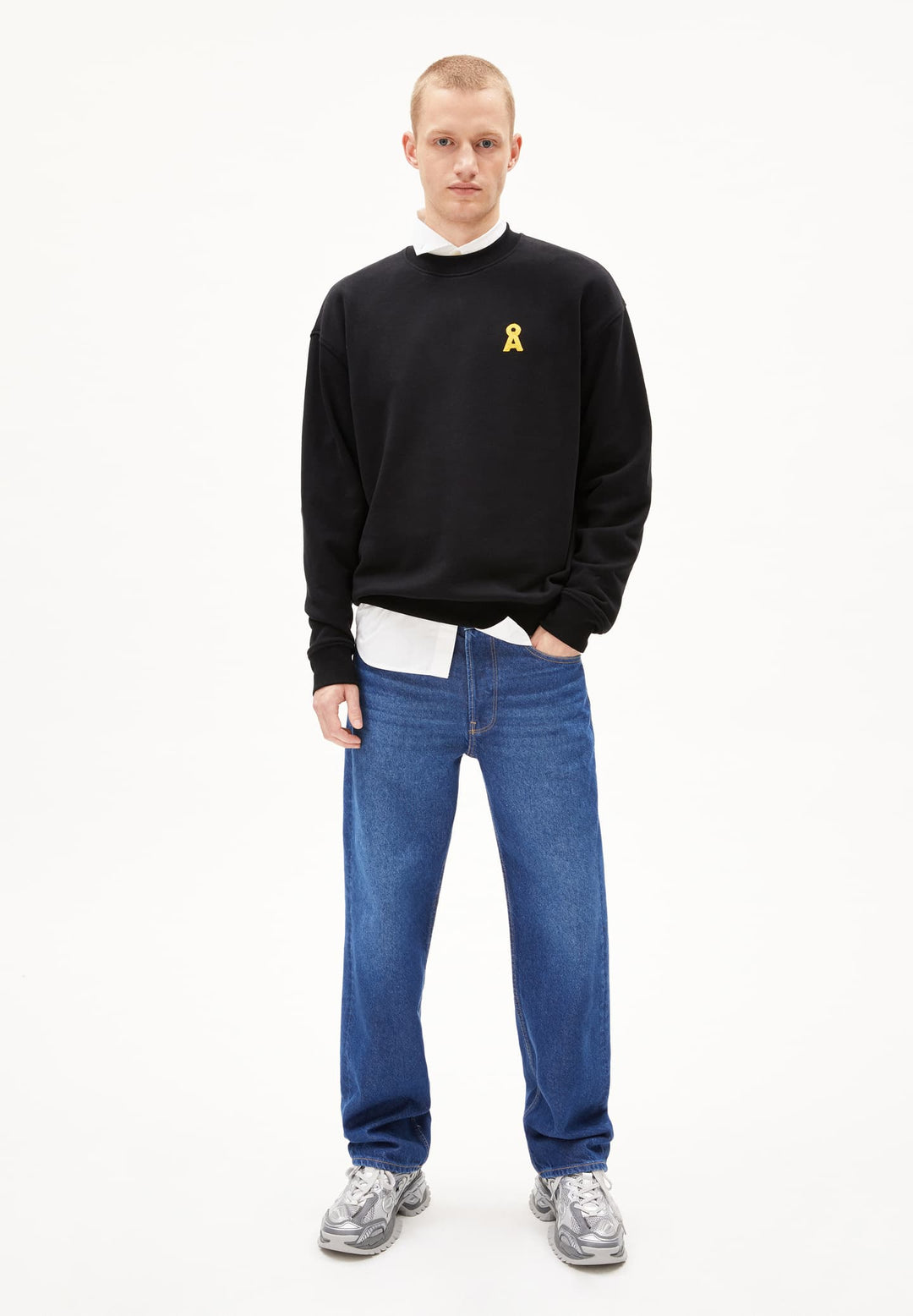 EMAAL CREWNECK ICONIC - black