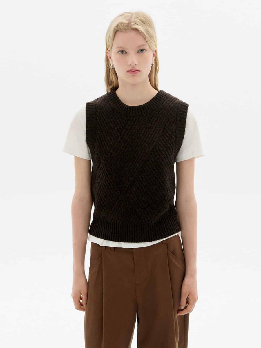 KAIA KNITTED VEST- BROWN