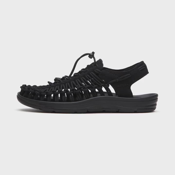 Uneek- black/black -recycled plastic cord upper / rubber outsole